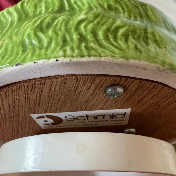 Vintage Benjamin Bunny Rotating Music Box by Schmidt - Picture 4 of 4